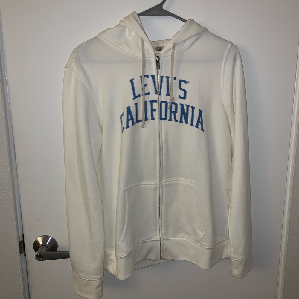 levi’s hoodie